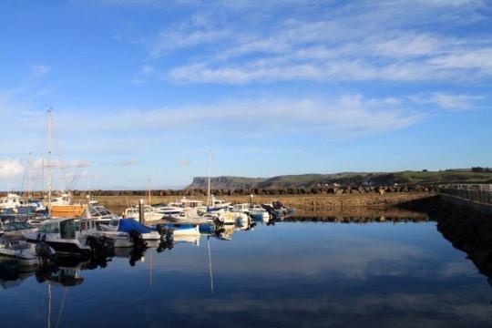 Cosy Loft Apartment Ballycastle Εξωτερικό φωτογραφία